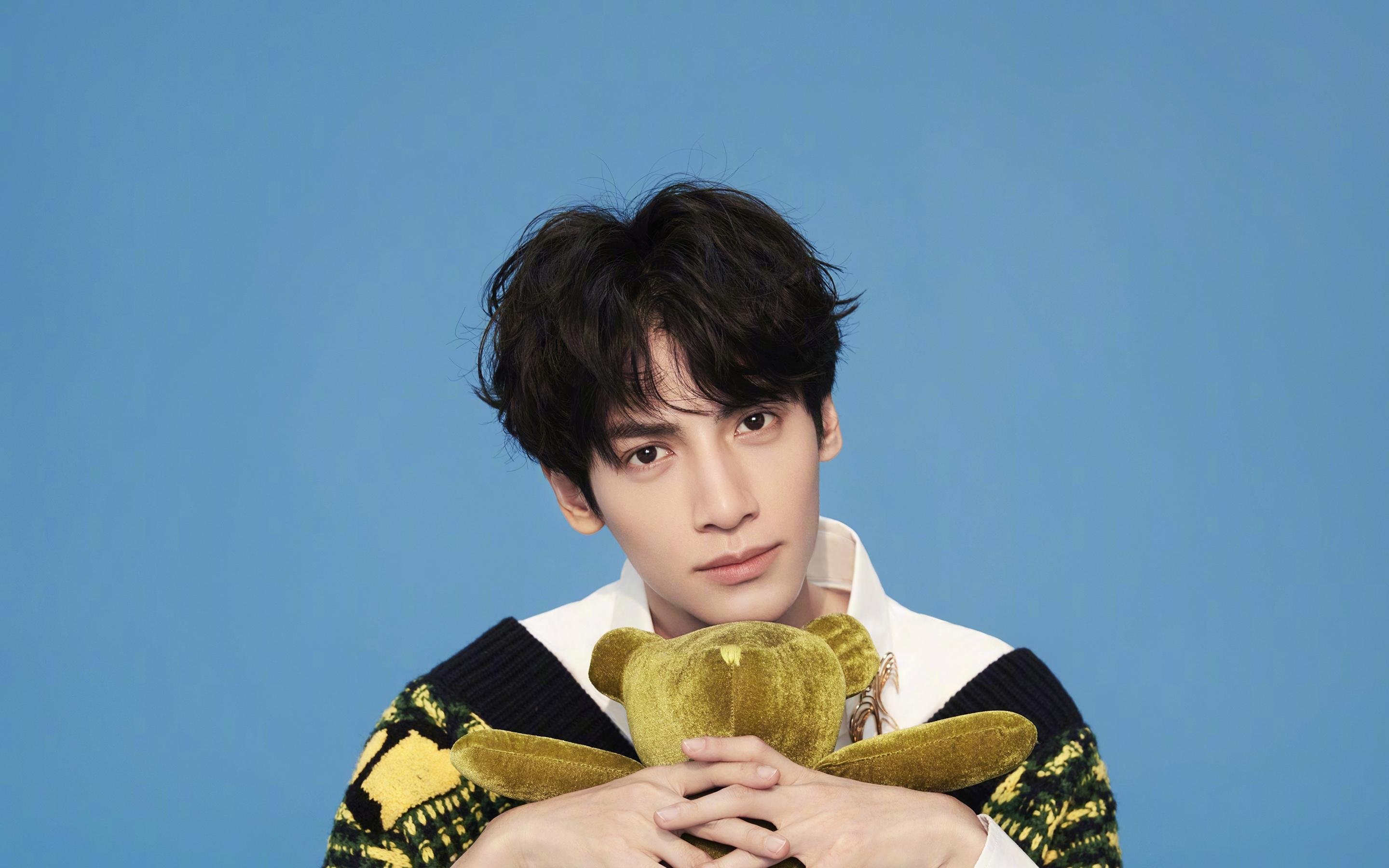 太极虎的亚平宁克星，苏亚雷斯导演红蓝风暴，H组上演唯一压制经典